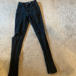 black skinny jeans